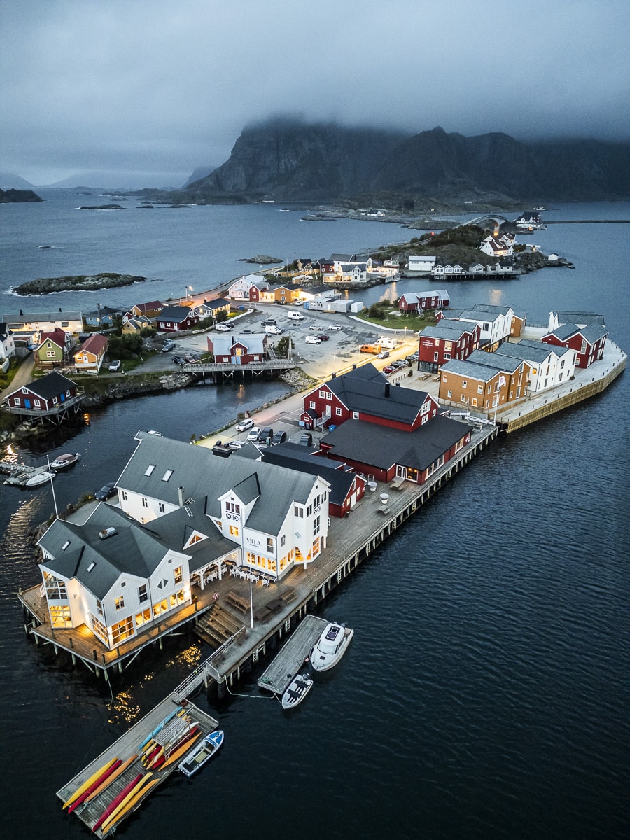 Hotell Villa Bryggekanten ved havnen i Henningsvær, Lofoten